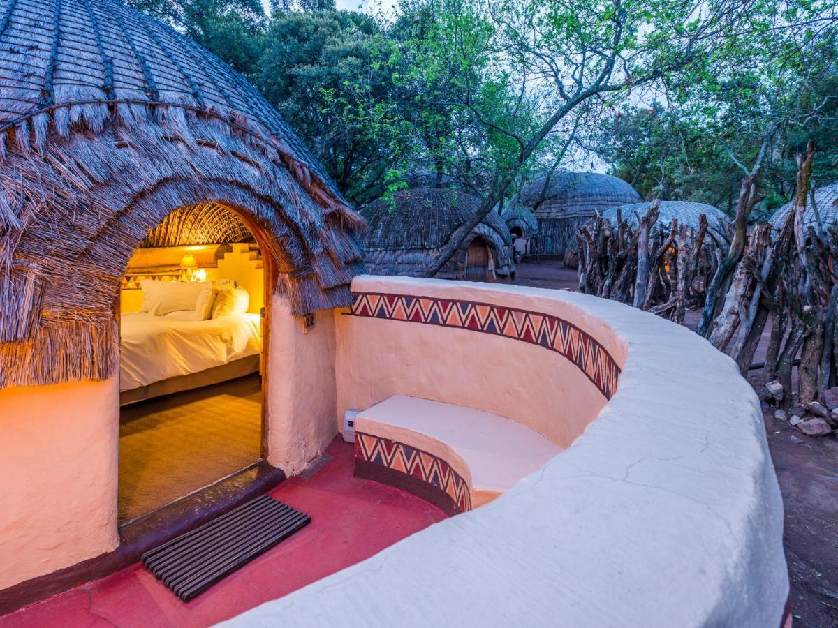 Aha Lesedi African Lodge & Cultural Village Broederstroom Exterior foto